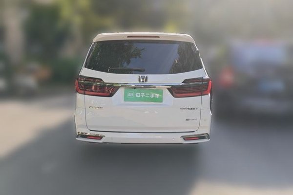 Honda Odyssey 2024, 26100 км, за 29465 USD