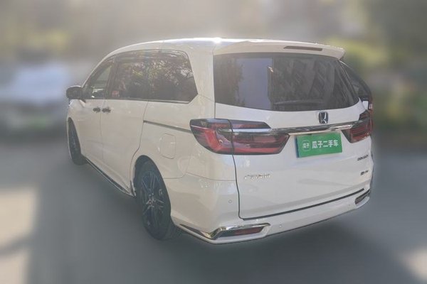 Honda Odyssey 2024, 26100 км, за 29465 USD