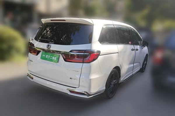 Honda Odyssey 2024, 26100 км, за 29465 USD - фото 6