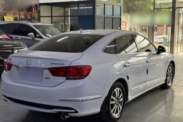 Honda Spirior 2015, 72600 км, за 11925 USD - фото 6