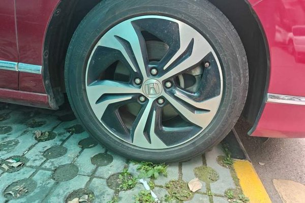 Honda Spirior 2015, 175100 км, за 8143 USD - фото 8