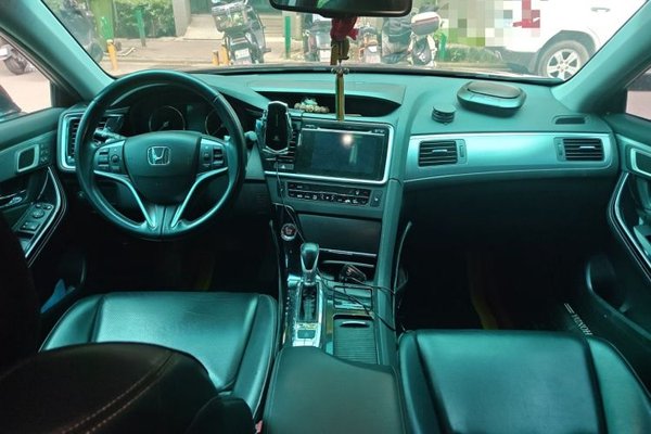 Honda Spirior 2015, 175100 км, за 8143 USD - фото 18