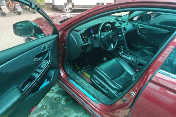 Honda Spirior 2015, 175100 км, за 8143 USD - фото 19
