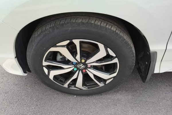 Honda UR-V 2017, 93400 км, за 15060 USD - фото 8