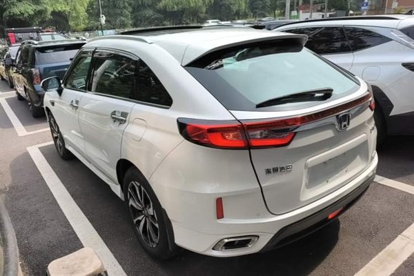 Honda UR-V 2017, 93400 км, за 15060 USD