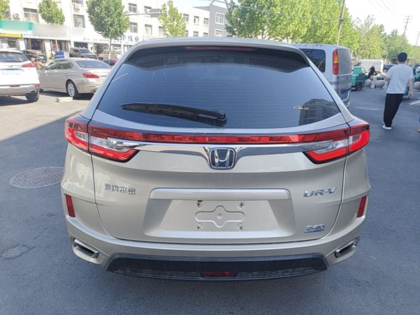 Honda UR-V 2017, 77400 км, за 12959 USD