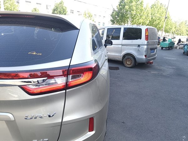 Honda UR-V 2017, 77400 км, за 12959 USD - фото 7