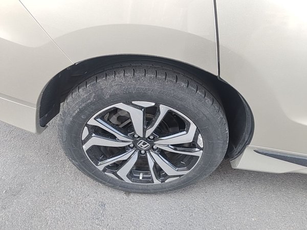 Honda UR-V 2017, 77400 км, за 12959 USD - фото 10