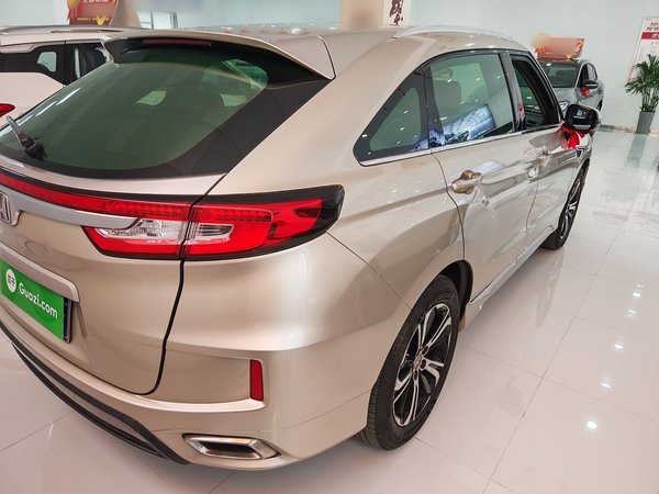 Honda UR-V 2017, 111300 км, за 15394 USD - фото 10