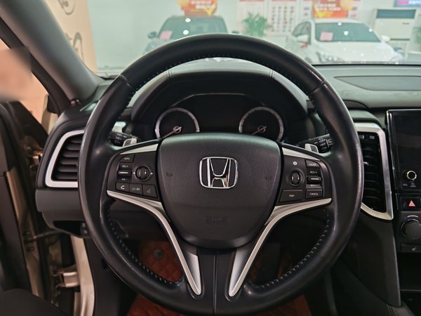 Honda UR-V 2017, 111300 км, за 15394 USD - фото 13