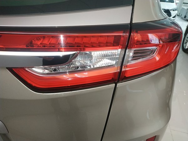 Honda UR-V 2017 370TURBO 2WD Prestige Edition China V, 2017 года