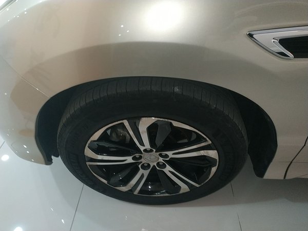 Honda UR-V 2017, 111300 км, за 15394 USD