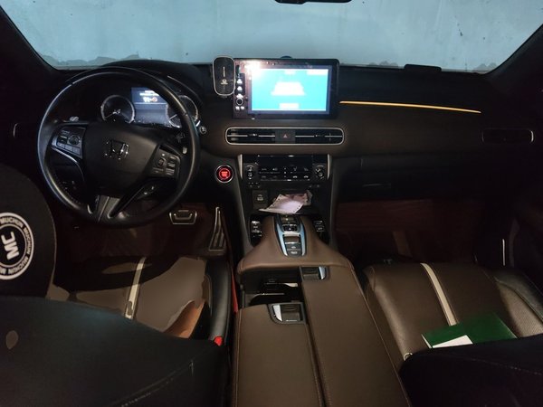 Honda UR-V 2023, 17100 км, за 30922 USD - фото 10