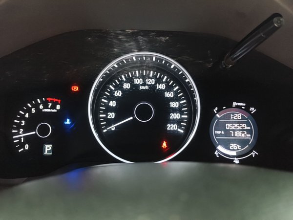 Honda Vezel 2015, 52500 км, за 8358 USD - фото 15