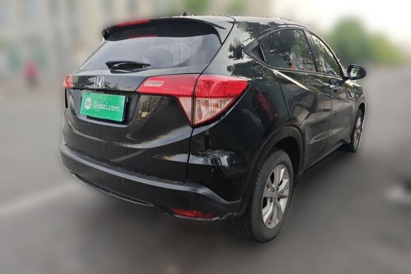 Honda Vezel 2015, 75500 км, за 5914 USD - фото 6