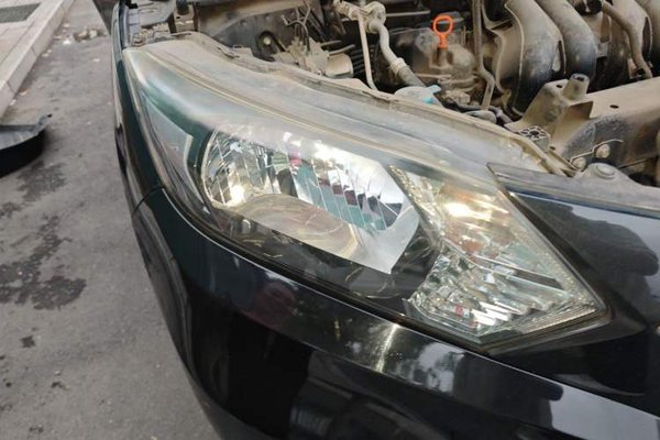 Honda Vezel 2015, 75500 км, за 5914 USD - фото 7