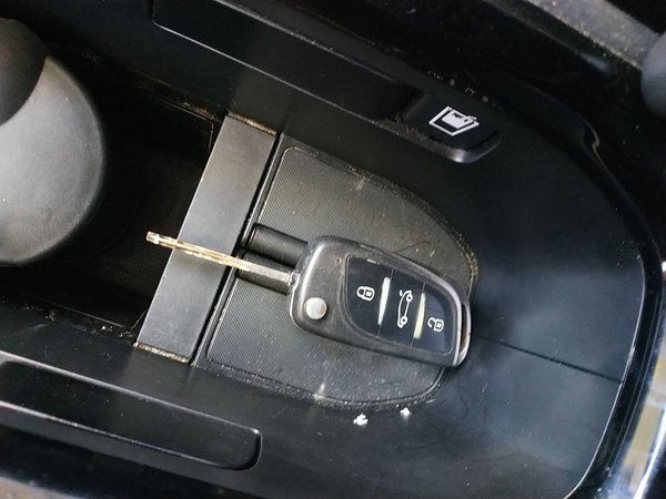 Honda Vezel 2015, 133700 км, за 6774 USD - фото 8
