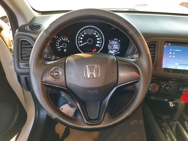Honda Vezel 2015, 118200 км, за 6892 USD - фото 14