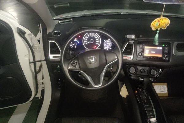 Honda Vezel 2015, 149500 км, за 5728 USD - фото 11