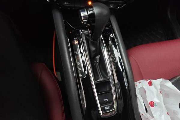 Honda Vezel 2016, 86500 км, за 7104 USD - фото 15