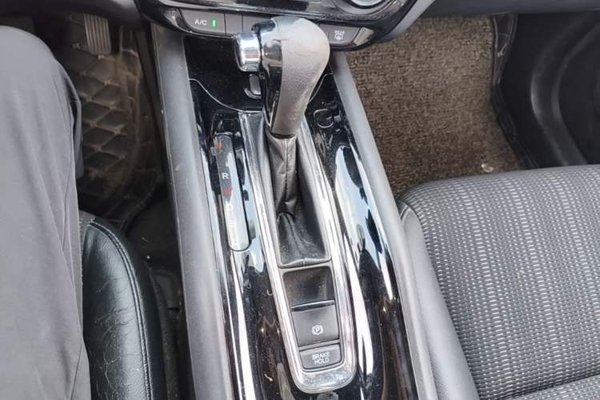 Honda Vezel 2016, 119500 км, за 9999999 USD - фото 17