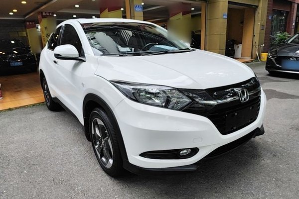 Honda Vezel 2016, 93800 км, за 8242 USD