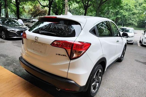 Honda Vezel 2016, 93800 км, за 8242 USD - фото 6