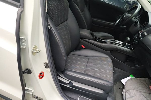 Honda Vezel 2016, 93800 км, за 8242 USD - фото 19