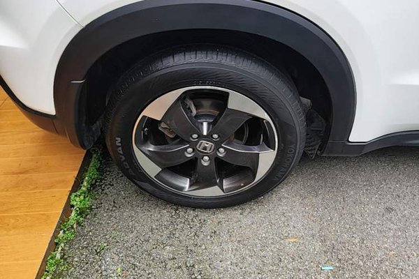 Honda Vezel 2016, 93800 км, за 8242 USD - фото 11