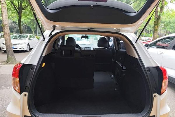 Honda Vezel 2016, 93800 км, за 8242 USD - фото 22