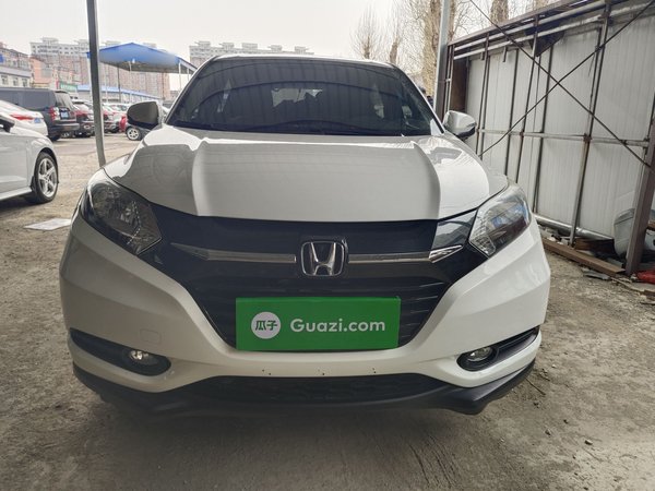 Honda Vezel 2017, 104600 км, за 7759 USD
