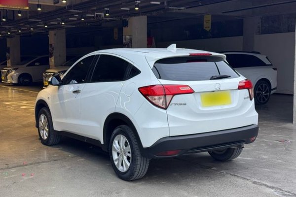 Honda Vezel 2017, 89100 км, за 9582 USD