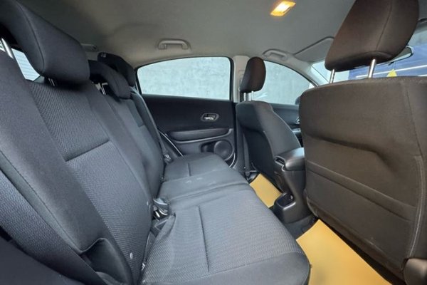 Honda Vezel 2017, 89100 км, за 9582 USD - фото 8