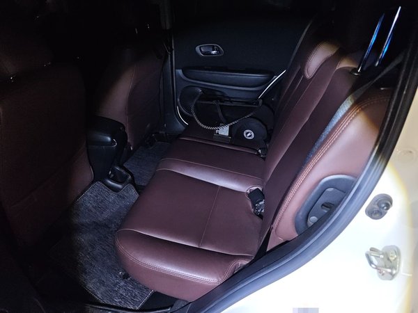 Honda Vezel 2017, 95800 км, за 7258 USD - фото 9