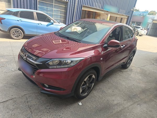 Honda Vezel 2017 1.8L CVT Front-Wheel Drive Pioneer Edition