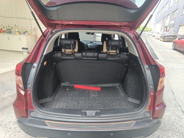 Honda Vezel 2017, 49800 км, за 7534 USD - фото 8