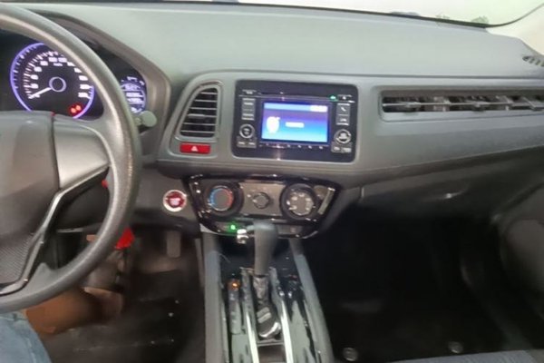Honda Vezel 2017, 107000 км, за 8828 USD - фото 13