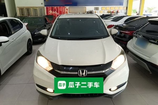 Honda Vezel 2017, 107000 км, за 8828 USD
