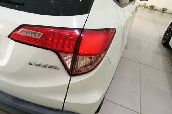 Honda Vezel 2017, 107000 км, за 8828 USD - фото 7