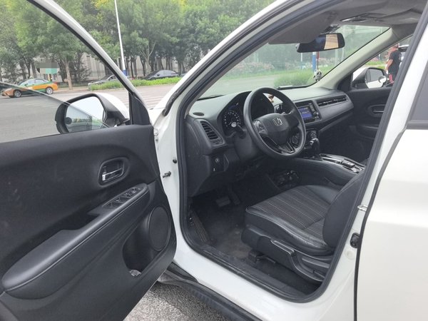 Honda Vezel 2017, 162800 км, за 6522 USD - фото 15