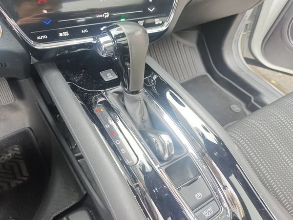 Honda Vezel 2017, 72000 км, за 8607 USD - фото 11