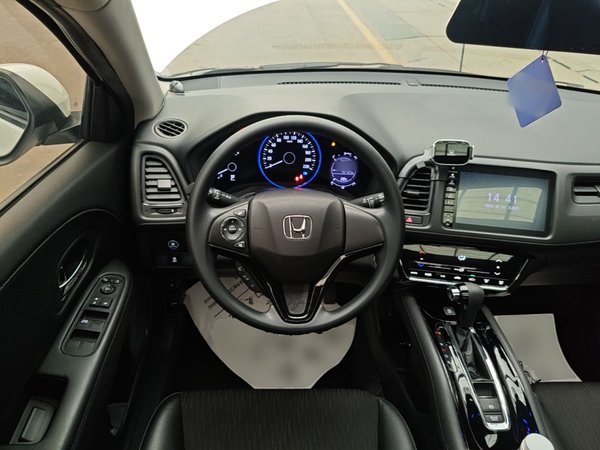 Honda Vezel 2019, 25900 км, за 11220 USD - фото 14
