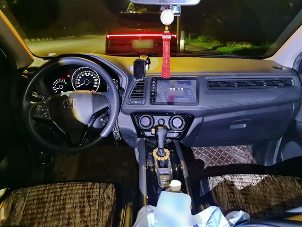 Honda Vezel 2020, 140800 км, за 7772 USD - фото 10