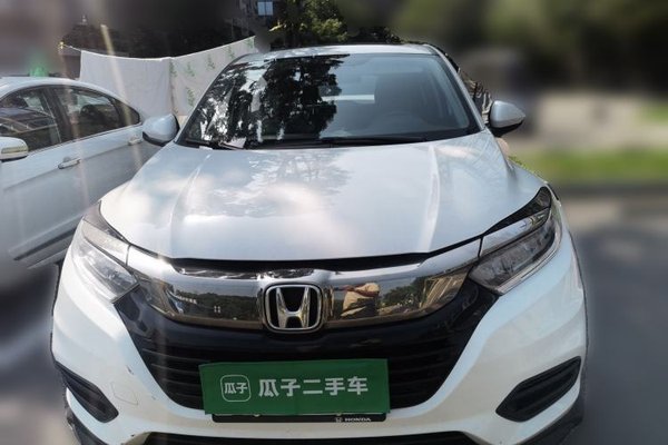 Honda Vezel 2020, 43700 км, за 11687 USD