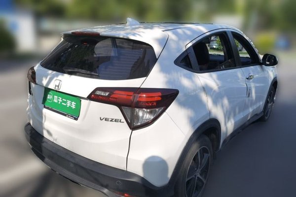 Honda Vezel 2020, 43700 км, за 11687 USD