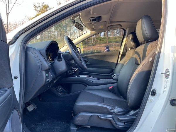 Honda Vezel 2020, 51700 км, за 12080 USD - фото 8