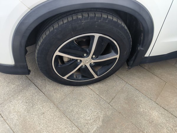 Honda Vezel 2020, 53099 км, за 10927 USD - фото 22