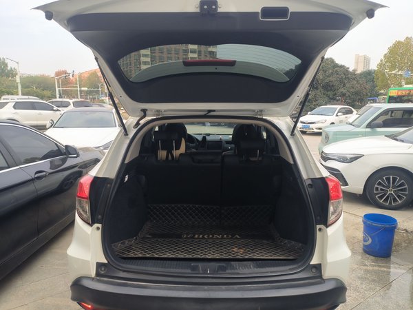 Honda Vezel 2020, 53099 км, за 10927 USD - фото 18