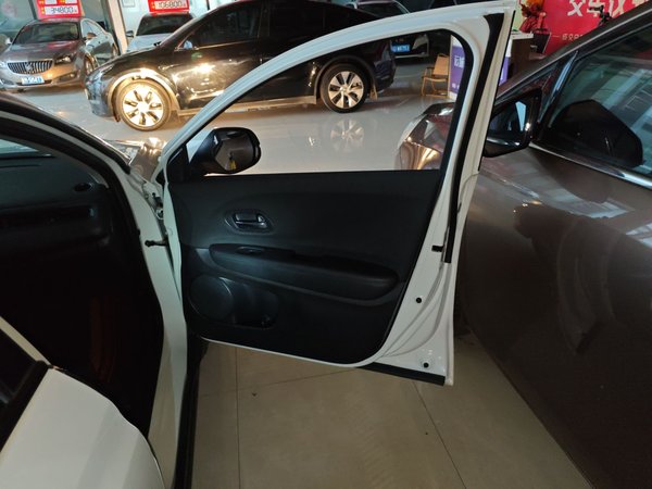 Honda Vezel 2020, 55199 км, за 11180 USD - фото 24