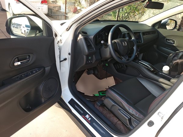 Honda Vezel 2020, 63300 км, за 11273 USD - фото 15